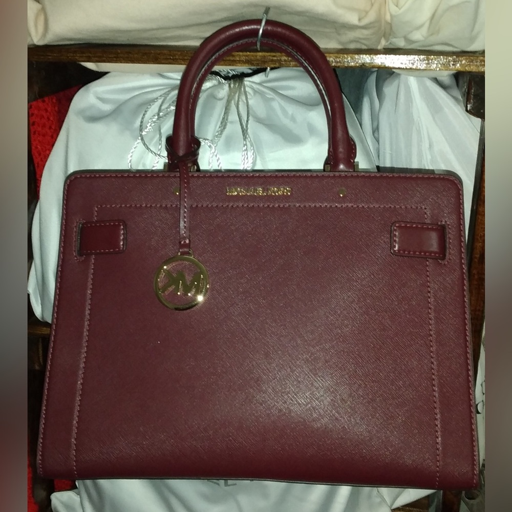 MICHAEL KORS RAYNE MEDIUM SAFFIANO LEATHER SATCHEL